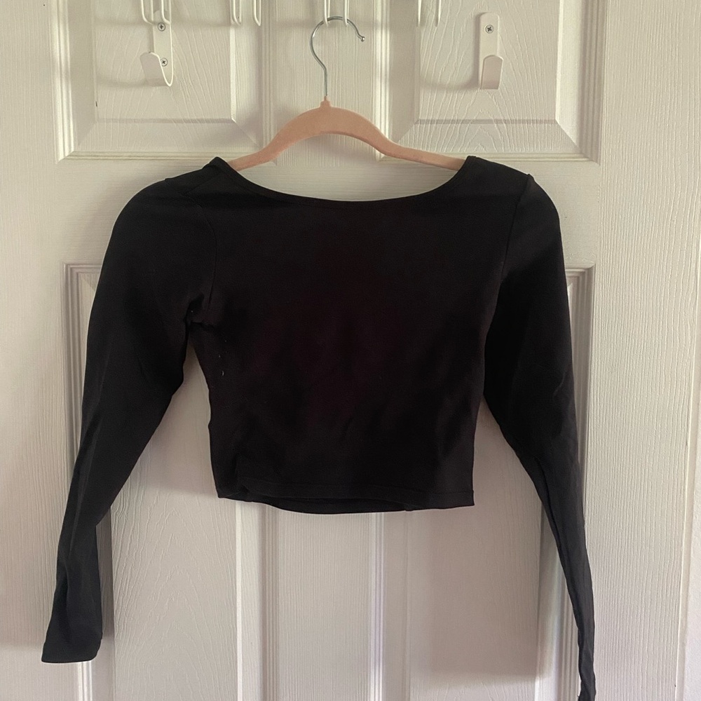 Woman’s Long Sleeve Athletica Shirt